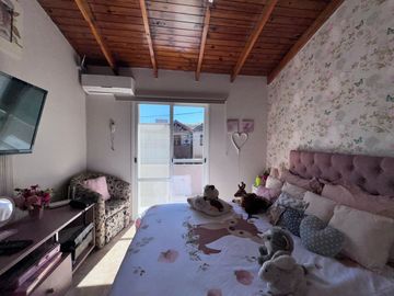 EXCELENTE DUPLEX 6 AMB CON HABITACIONES EN SUITE