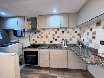 EXCELENTE DUPLEX 6 AMB CON HABITACIONES EN SUITE