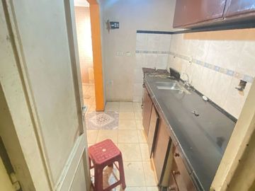 VENTA CASA A REFACCIONAR 5 AMBIENTES