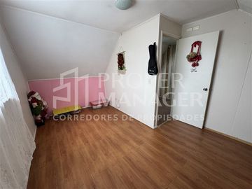Casa en Venta en Casa 4D-1B + Estac