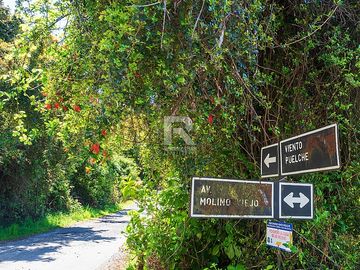PARCELA EN CALLE VIENTO PUELCHE MOLINO VIEJO A 100M DEL LAGO