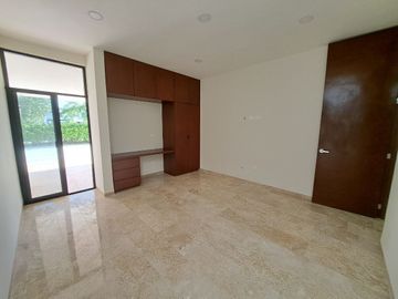 Casa en venta en Privada Varena Living, Santa Gertrudis Copo, Mérida