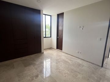Casa en venta en Privada Varena Living, Santa Gertrudis Copo, Mérida