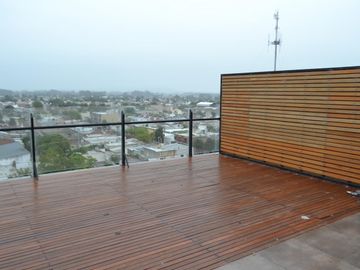 VENTA PENTHOUSE EDIFICIO ROCA. BALCARCE