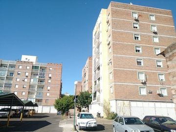 VENTA - DEPARTAMENTO 2 HABITACIONES - COMPLEJO CERRADO ALTOS DE ITUZAINGO