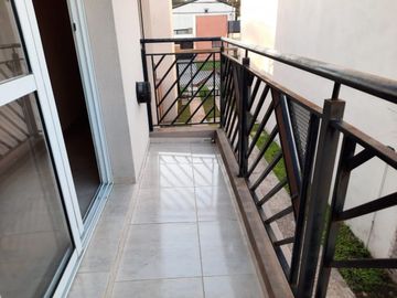 SE VENDE DUPLEX CON COCHERA ZONA CLUB NEUQUEN!