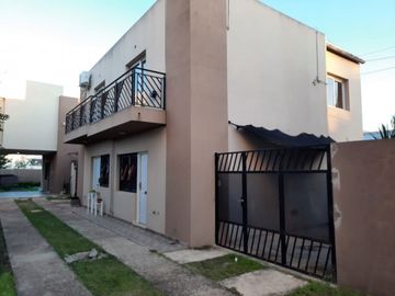 SE VENDE DUPLEX CON COCHERA ZONA CLUB NEUQUEN!