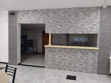 Mendoza Bienes RaÃ­ces  vende terreno parquizado de 5000 mtrs con salÃ³n de evento 290 mtrs  con 2 cabaÃ±as 60 mtrs, cada una una y piscina