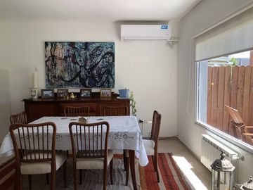 VENTA CASA 4 DORMITORIOS -DEP. - PARRILLA -  PILETA -CASAS DE SANTA MARIA