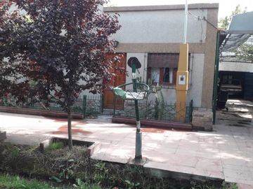 SE VENDE CASA EN CUADRO NACIONAL