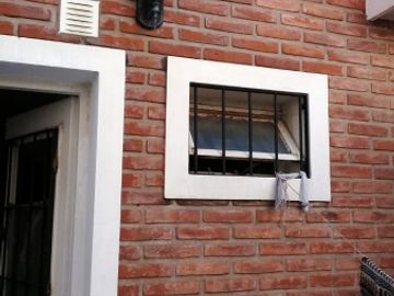 Avellaneda 162 - Unico depto en planta baja con patio