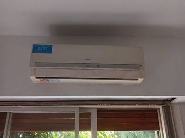 Avellaneda 162 - Unico depto en planta baja con patio