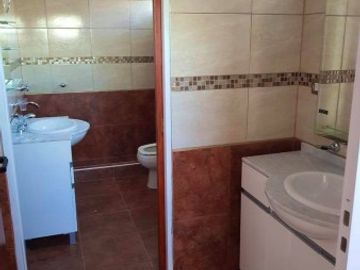 Casa en El Campanario - Crespo