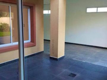 Casa en El Campanario - Crespo
