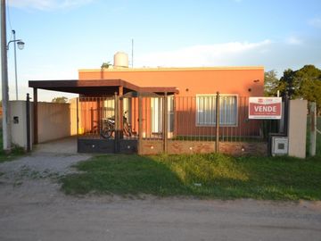 VENTA CASA PARA ENTRAR A VIVIR!! BALCARCE