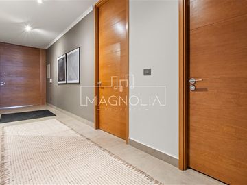 Departamento en Venta en LUJOSO DEPARTAMENTO DÚPLEX CON JARDÍN EN ALTO LOS DOMINICOS