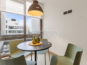 Departamento en Venta en LUJOSO DEPARTAMENTO DÚPLEX CON JARDÍN EN ALTO LOS DOMINICOS