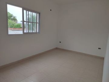 EN VENTA DUPLEX ZONA CLUB PARACAO