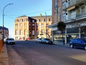 VENTA - DEPARTAMENTO -  2 AMBIENTES - EXCELENTE UBICACION - PLAZA COLON - MAR DEL PLATA