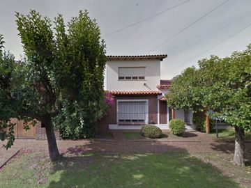 Chalet de epoca en Excelente Zona de Castelar!!