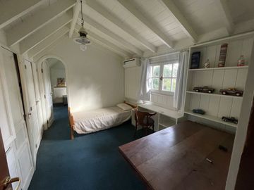 Alquilo casa en Pinamar para 10 personas Libertador sur NO SE ACEPTAN JOVENES