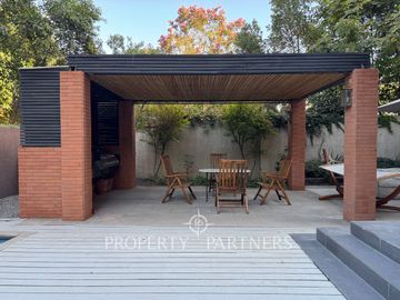 Exclusivo Dúplex c/ Jardín, Piscina y Quincho en barrio Nueva Costanera