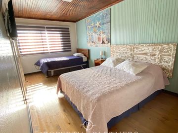 El Quisco, gran casa a pasos de la playa