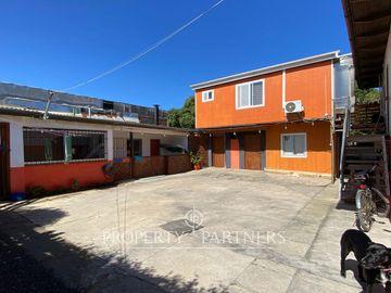 El Quisco, gran casa a pasos de la playa