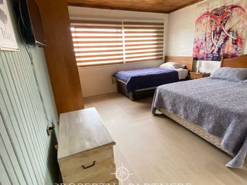 El Quisco, gran casa a pasos de la playa