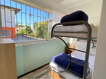 El Quisco, gran casa a pasos de la playa