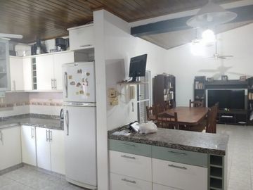 VENDO CASA EN ORO VERDE