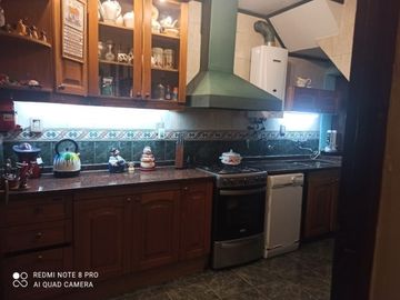 Retasado Casa Lote Propio 7 Amb - Dep de Servicio- Cochera - Patio - Terraza