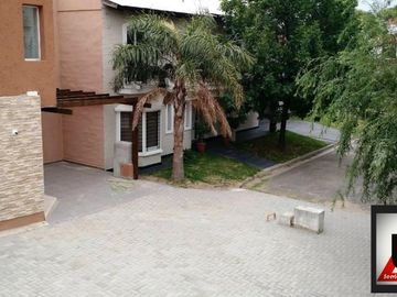 OPORTUNIDAD -TEJAS DEL SUR- DUPLEX 3 DOR-USD 155.000-