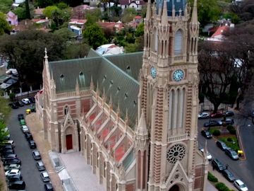 Moreno 837 - Inmenso 2 Ambientes - San Isidro