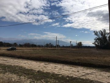 VENTA -TERRENOS - CIRCUNVALACION OESTE 250M2