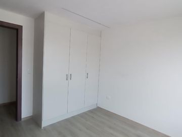 Departamento de 3 dormitorios en Tumbaco por $159,900 – ampl