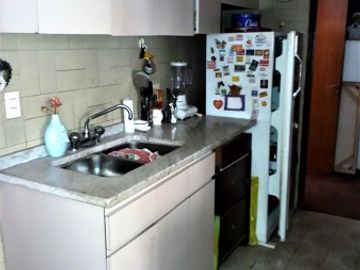 SEMIPISO FRENTE AL ARZOBISPADO CON COCHERA USD 149.000!!!