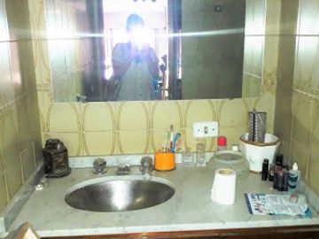 SEMIPISO FRENTE AL ARZOBISPADO CON COCHERA USD 149.000!!!