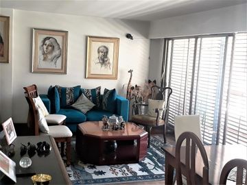 SEMIPISO FRENTE AL ARZOBISPADO CON COCHERA USD 149.000!!!