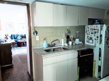 SEMIPISO FRENTE AL ARZOBISPADO CON COCHERA USD 149.000!!!