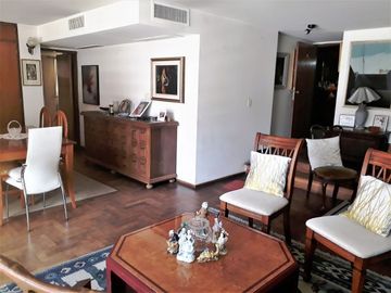 SEMIPISO FRENTE AL ARZOBISPADO CON COCHERA USD 149.000!!!
