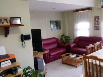 OPORTUNIDAD!! EXCELENTE DEPARTAMENTO EN PLENO CENTRO DE RODRIGUEZ