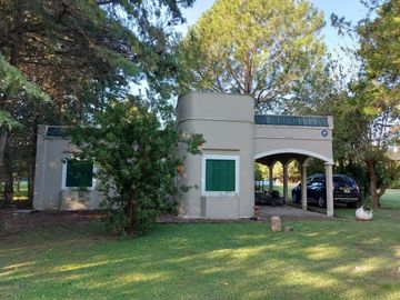 Venta Casa Quinta 3 Amb con Pileta en Paraje El Pato, Berazategui