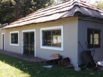 Venta Casa Quinta 3 Amb con Pileta en Paraje El Pato, Berazategui