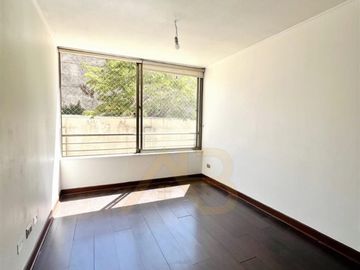 Departamento en Venta en MAP-Se Vende bello Dpto de 3D 2B, LIRA, STGO CENTRO VALOR INFERIOR A TASACIÓN ¡GRAN OPORTUNIDAD!