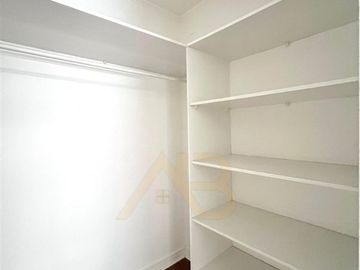 Departamento en Venta en MAP-Se Vende bello Dpto de 3D 2B, LIRA, STGO CENTRO VALOR INFERIOR A TASACIÓN ¡GRAN OPORTUNIDAD!