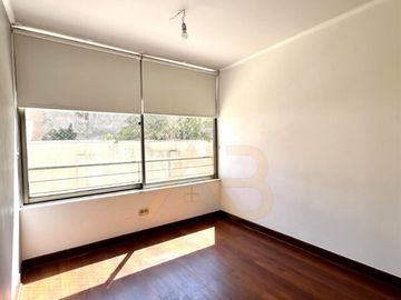 Departamento en Venta en MAP-Se Vende bello Dpto de 3D 2B, LIRA, STGO CENTRO VALOR INFERIOR A TASACIÓN ¡GRAN OPORTUNIDAD!