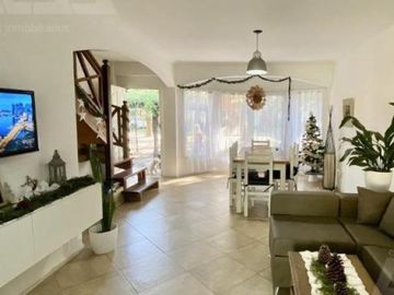 Malabia 1140 ! Hermoso chalet en Barrio Cerrado
