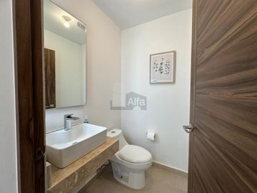 Casa en condominio en venta en Hacienda de Bravo, San Luis Potosí, San Luis Potosí
