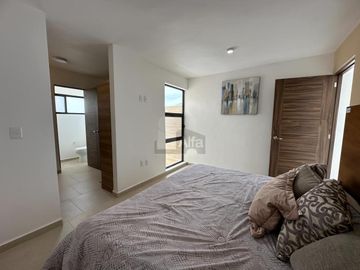 Casa en condominio en venta en Hacienda de Bravo, San Luis Potosí, San Luis Potosí